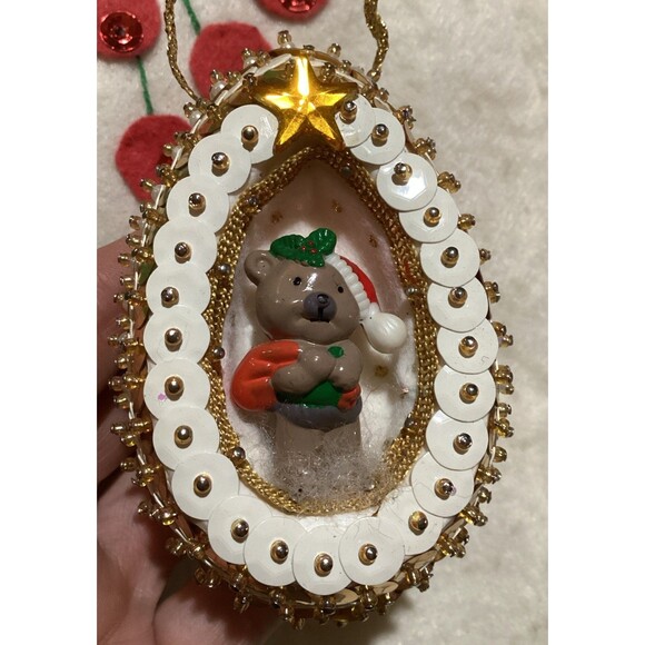 OVAL Push Pin 5 Christmas Ornaments Snowman Diorama Beautiful Beaded Sequined - Picture 10 of 16